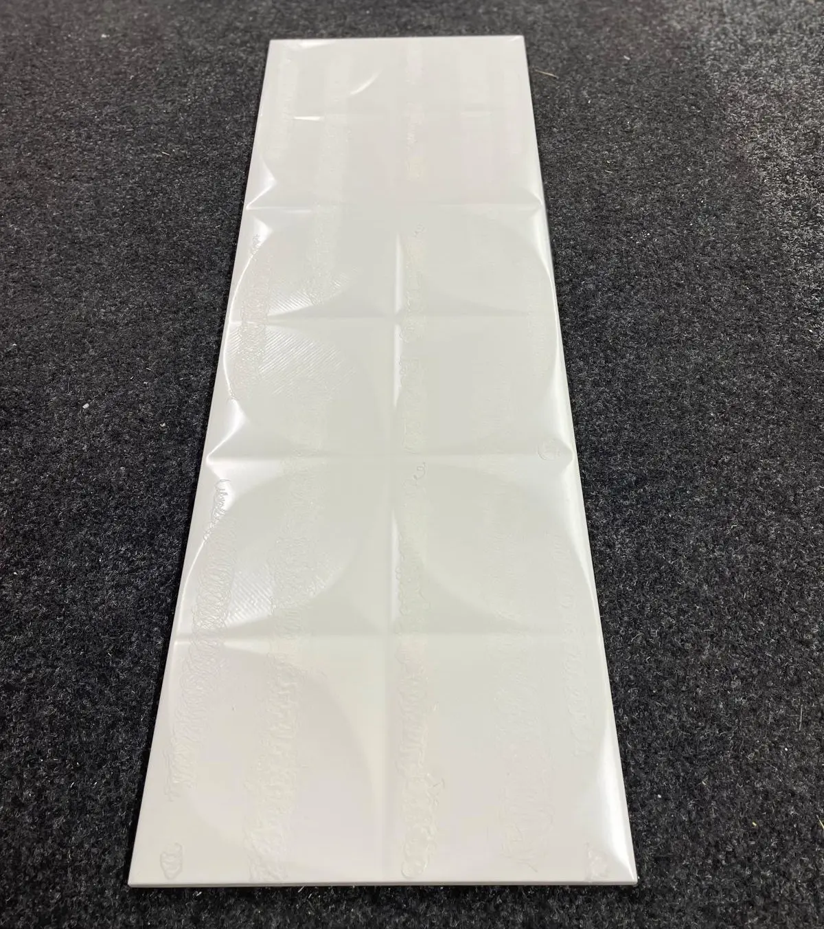 POLAR WHITE TUCK (39sqm JOB LOT)